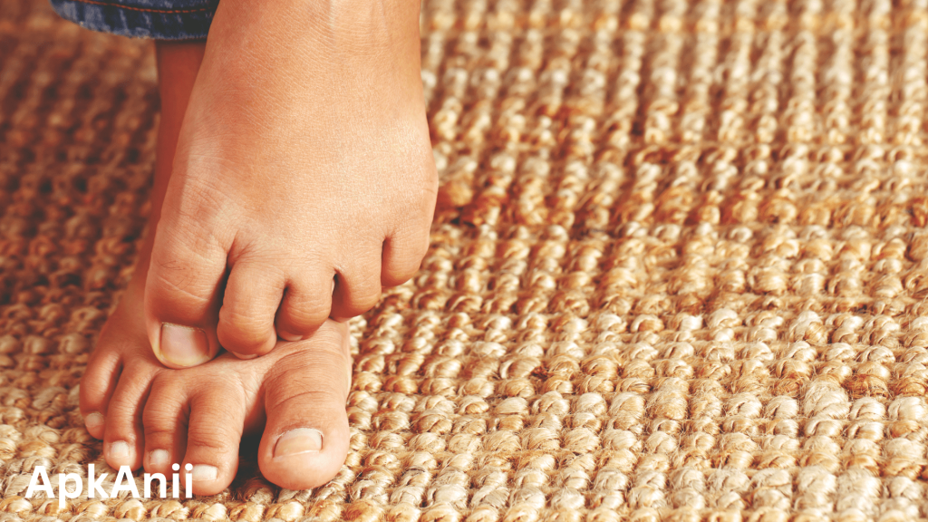 Spiritual Meaning of an Itching Right Foot
